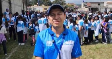 Docentes de Jalapa culminan el programa “Juguemos Juntos” para fortalecer la enseñanza de Educación Física Docentes de Jalapa culminan el programa “Juguemos Juntos” para fortalecer la enseñanza de Educación Física